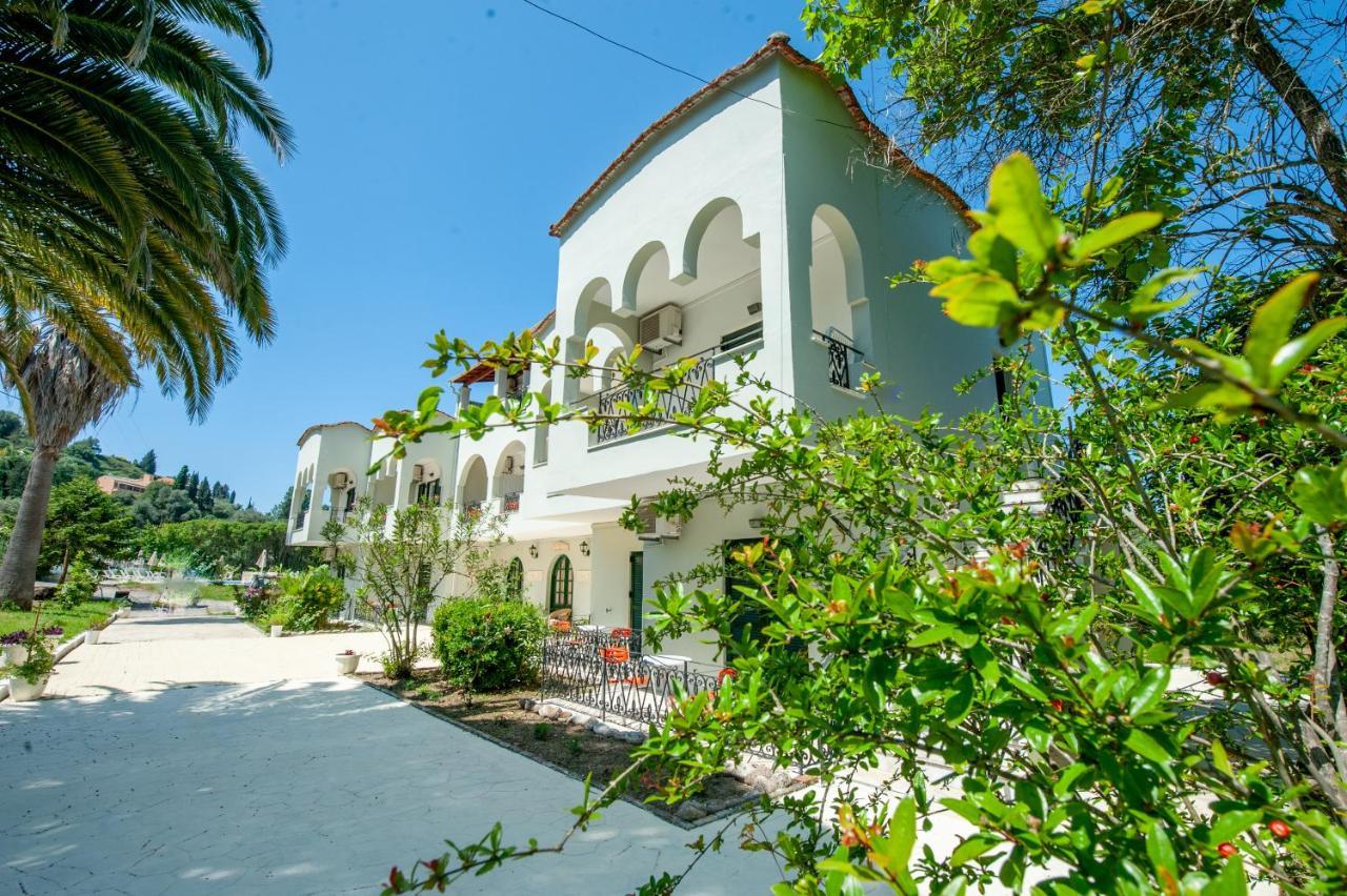 Vassilis Paradise Garden Aparthotel Agios Georgios Pagon Dış mekan fotoğraf