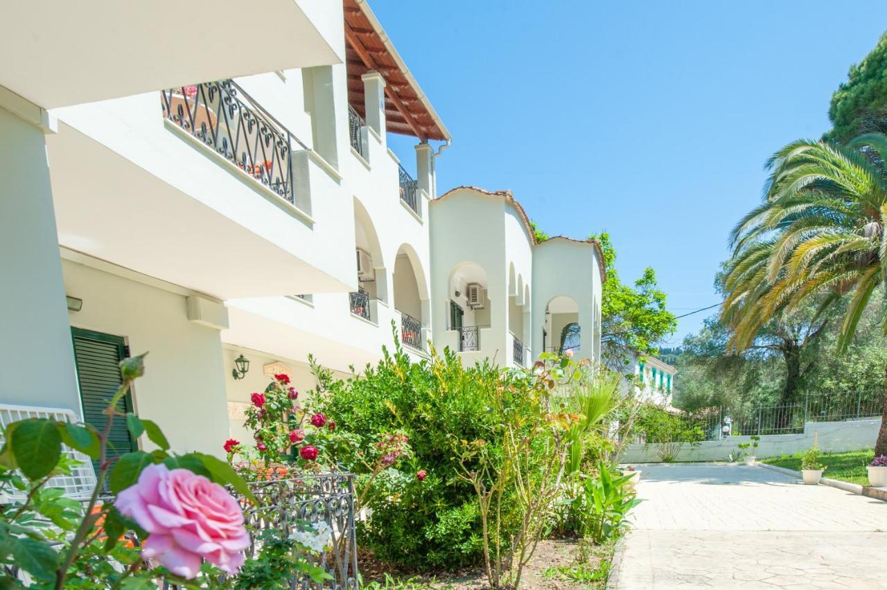 Vassilis Paradise Garden Aparthotel Agios Georgios Pagon Dış mekan fotoğraf