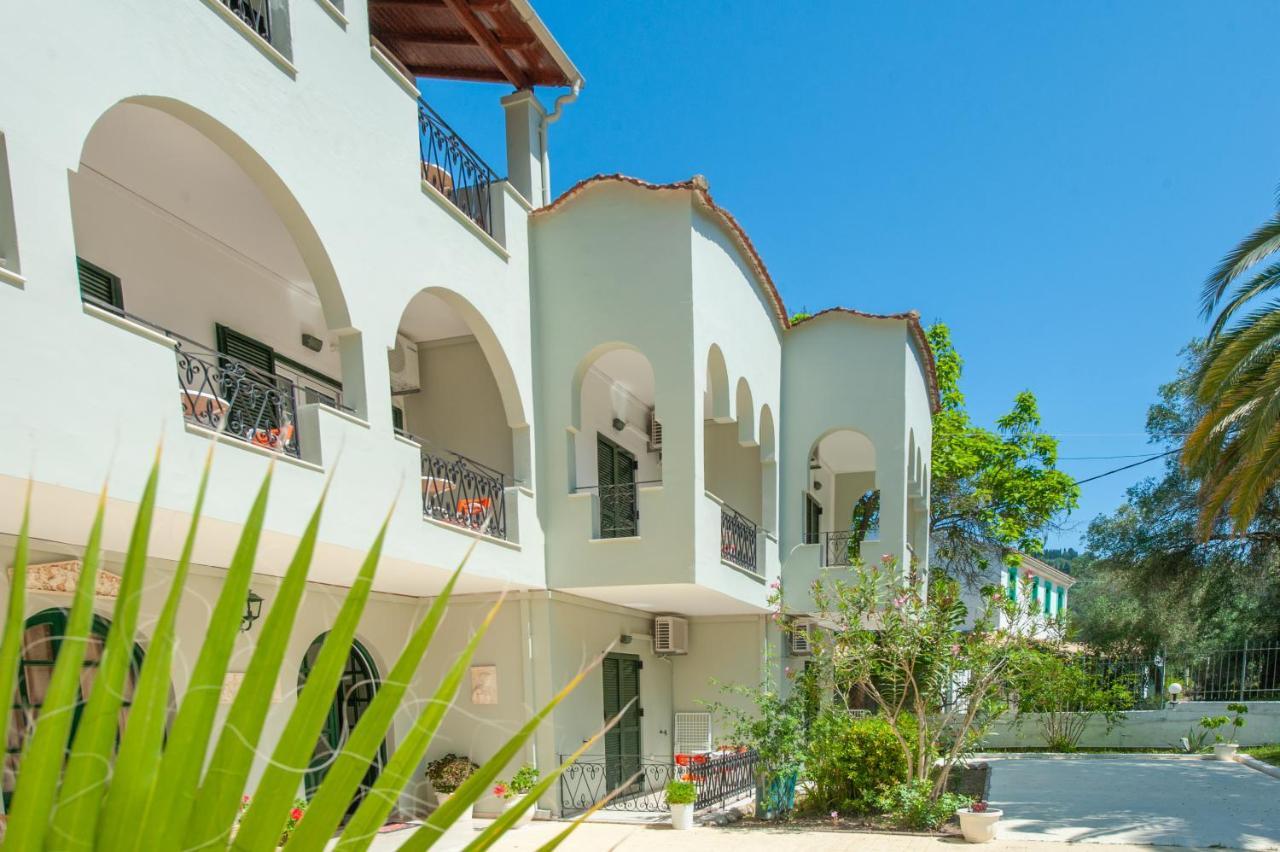 Vassilis Paradise Garden Aparthotel Agios Georgios Pagon Dış mekan fotoğraf