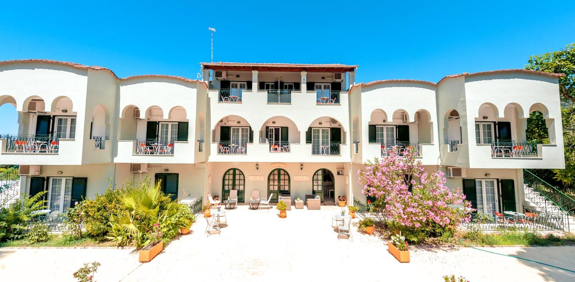 Vassilis Paradise Garden Aparthotel Agios Georgios Pagon Dış mekan fotoğraf