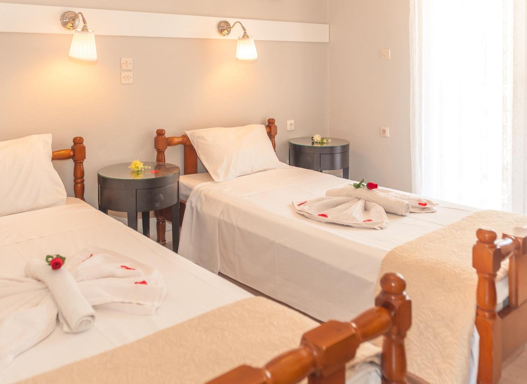 Vassilis Paradise Garden Aparthotel Agios Georgios Pagon Dış mekan fotoğraf